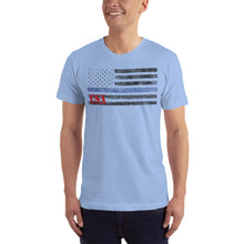 Load image into Gallery viewer, USA Distressed Flag Shirt